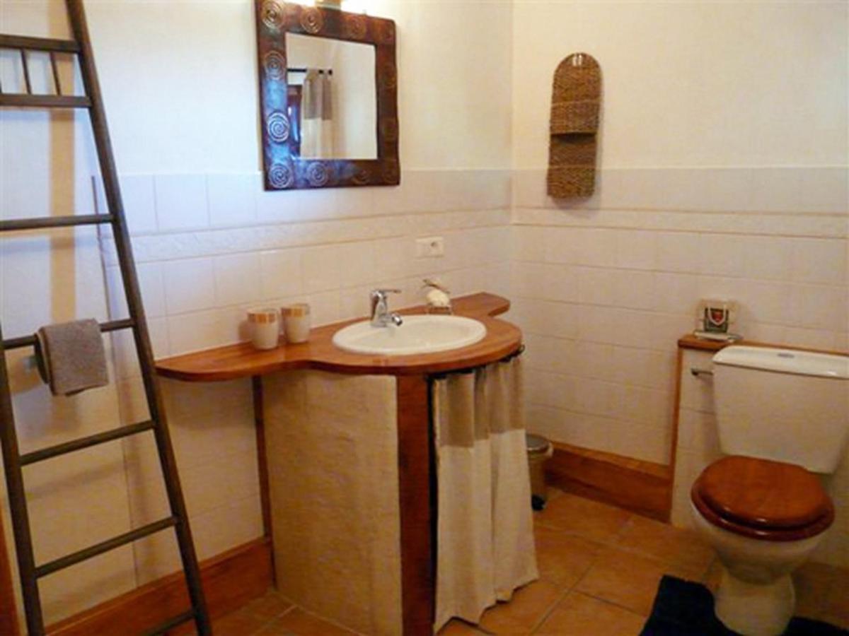 Chambre d'hotes grange de la bastide Laveissière Extérieur photo